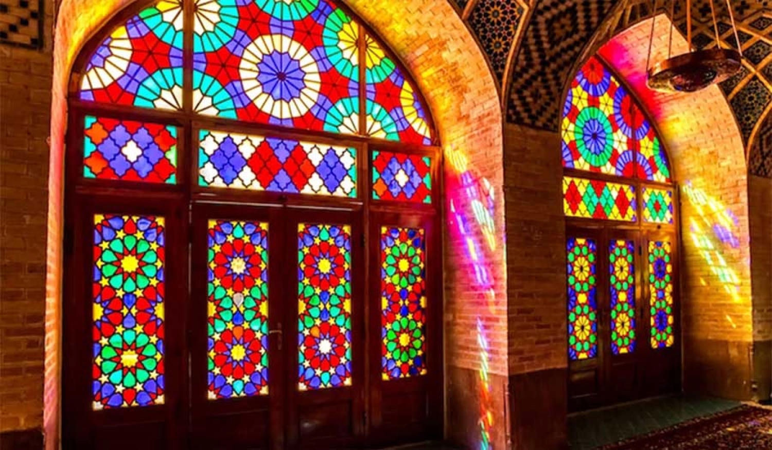 Damascene Stained Glass (Al-Zujaj Al-Mu‘ashshaq)